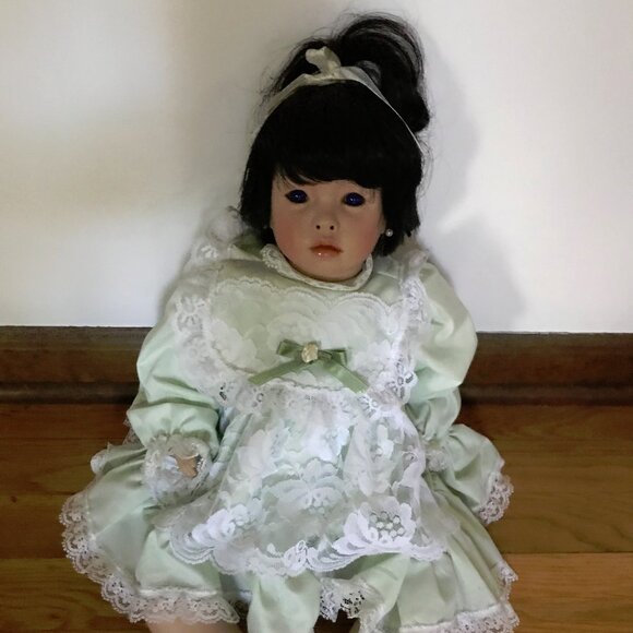 Porceline Ascian Doll 17" collectable - Picture 1 of 3